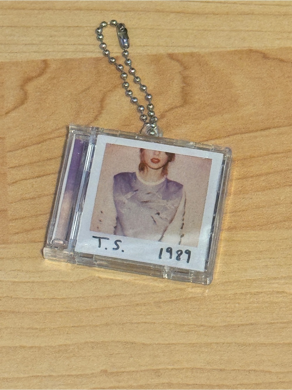 Taylor Swift “1989” Mini NFC Mini CD Keychain